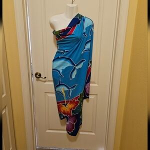 Dancing GECKO beach Sarong Great Gor Cruise Dolphins Scene Colorful